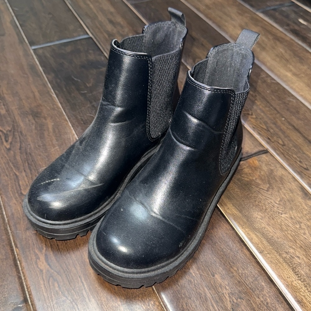 Chelsea Booties - Picture 1 of 7